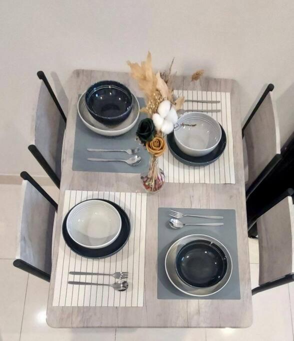 2 Bed Room Apartment In West จาการ์ตา ภายนอก รูปภาพ